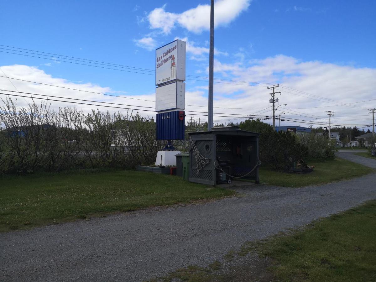 Les Cabines Du Phare Rimouski Bagian luar foto